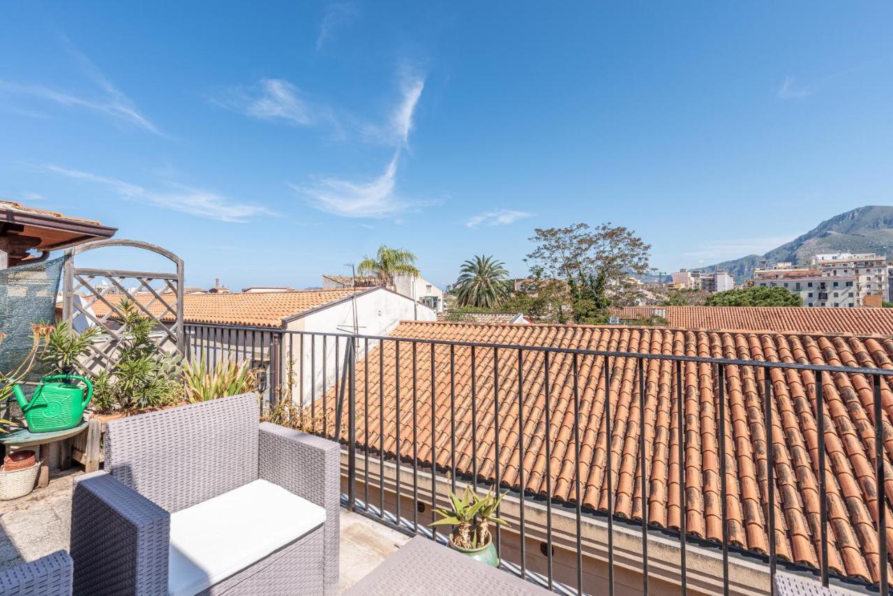 Schiavuzzo Apartment With Terrace By Wonderful Italy Палермо Екстериор снимка