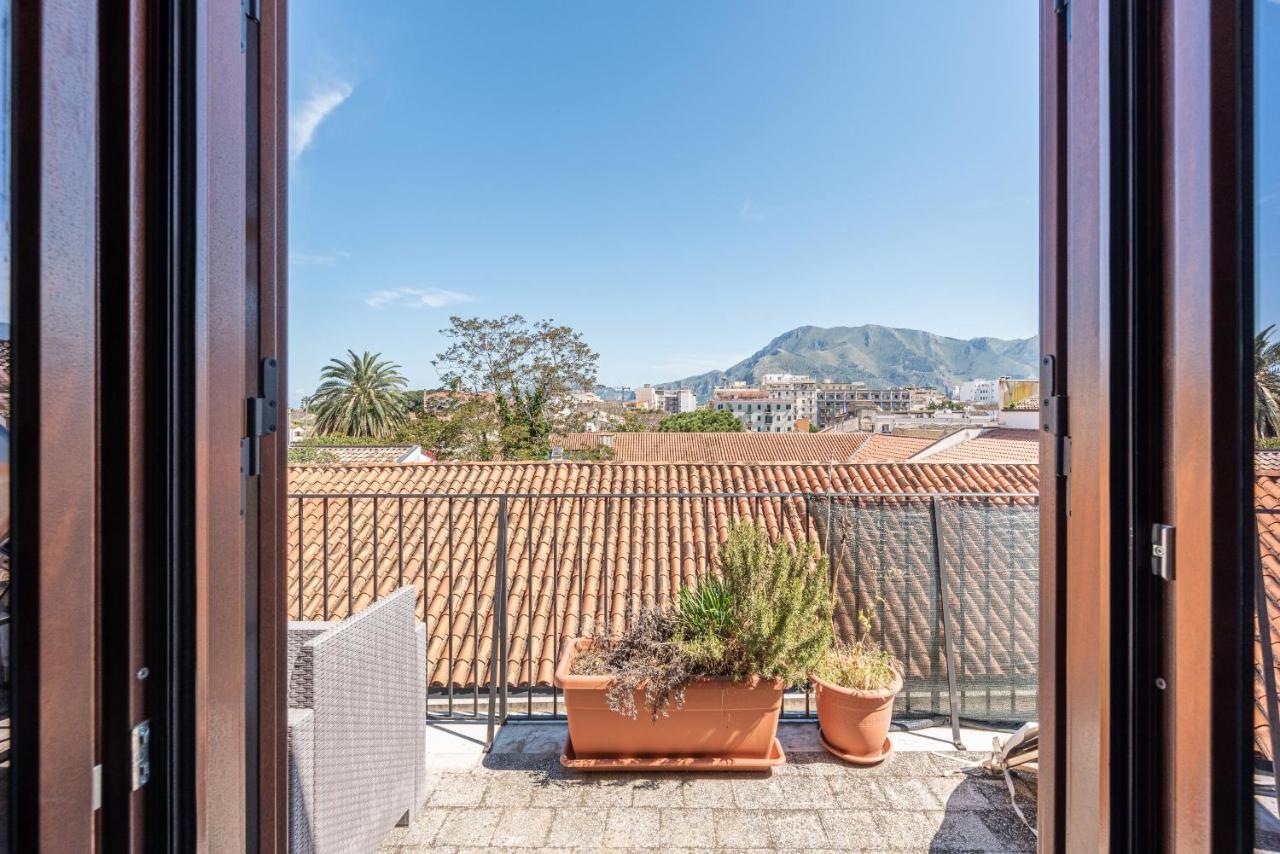 Schiavuzzo Apartment With Terrace By Wonderful Italy Палермо Екстериор снимка